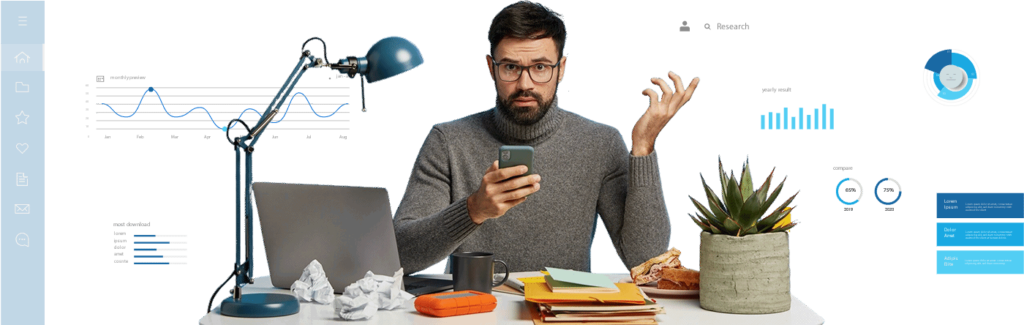 Homem pesquisando programa CRM